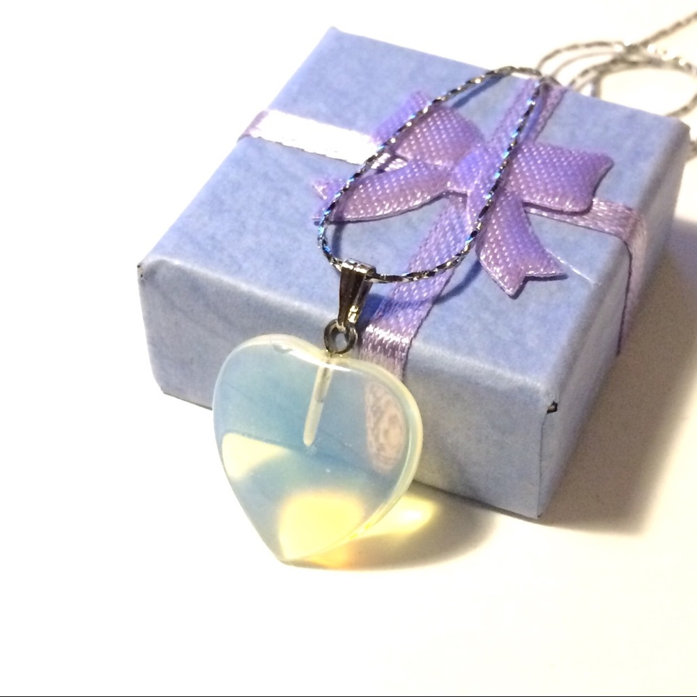 Opal Heart Necklace - Picture 1 of 2